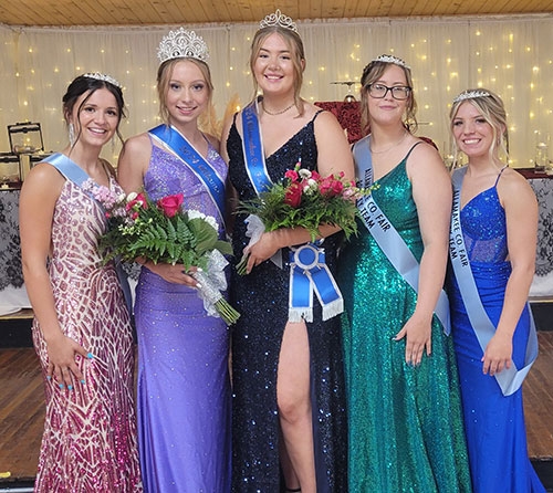 Allamakee County Fair 2024 Royalty ...&nbsp; Coronation of the 2024 Allamakee County Fair Royalty took place Wednesday, July 17 at the Allamakee County Fairgrounds Pavilion in Waukon, kicking off the 171st Allamakee County Fair that was held July 17... <a href="/articles/2024/07/24/lovely-young-ladies-reign-over-2024-allamakee-county-fair">+ continue reading</a> 
